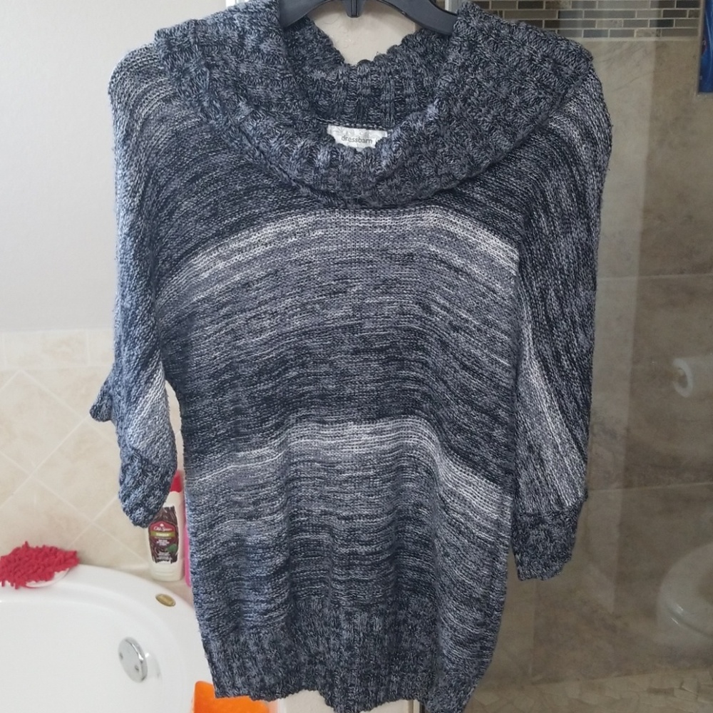 3/4 sleeve sweater top